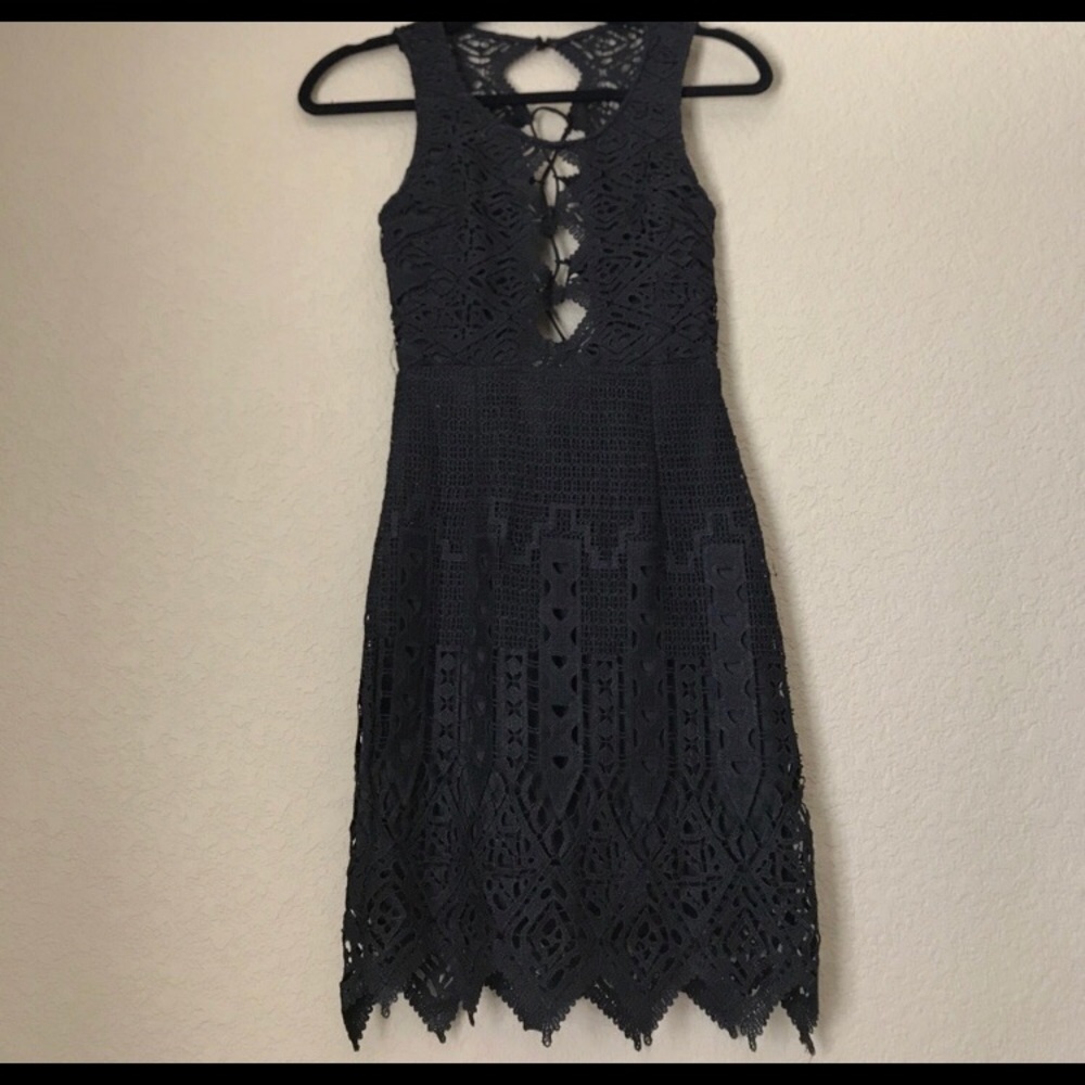 LF black crochet bodycon dress - Picture 2 of 4